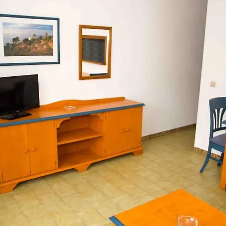 Apts. Charly's فندق كان بيكافورت